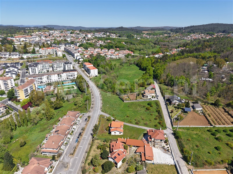 Terreno Urbano / Sátão, Mioma