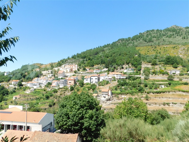 Terreno Urbano  Seia, Loriga - 1349919 - 10