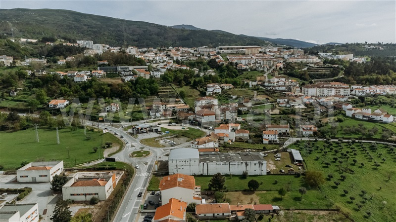 Terreno Urbano  Seia, Seia, São Romão e Lapa dos Dinheiros - 1397943 - 4