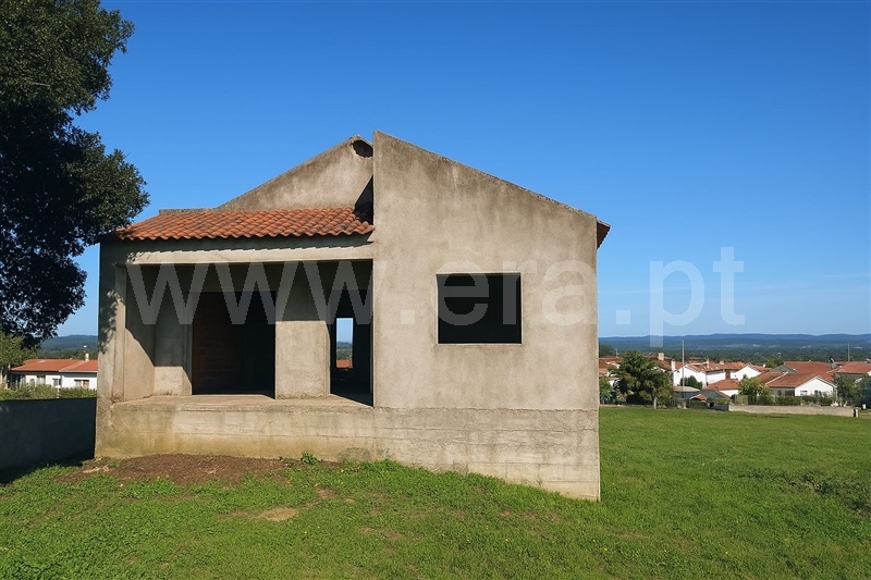 Terreno Urbano T3 / Coruche, Couço