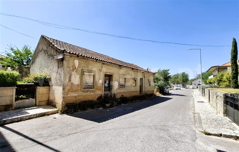 Terreno Urbano  Tomar, Tomar (São João Baptista) e Santa Maria dos Olivais - 1499844 - 2