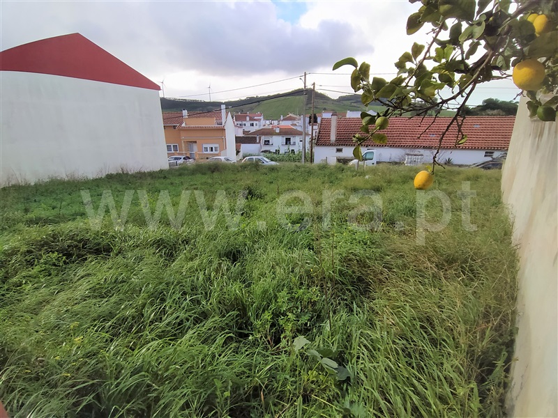 Terreno Urbano  com Urbano Torres Vedras, Torres Vedras (São Pedro, Santiago, Santa Maria do Castelo e São Miguel) e Matacães - 1297826 - 4