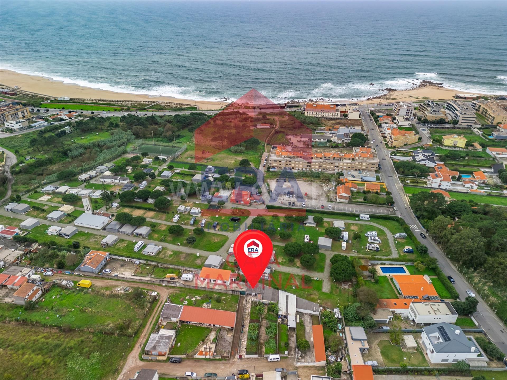 Land for sale in Vila Nova de Gaia, Portugal — €118,118