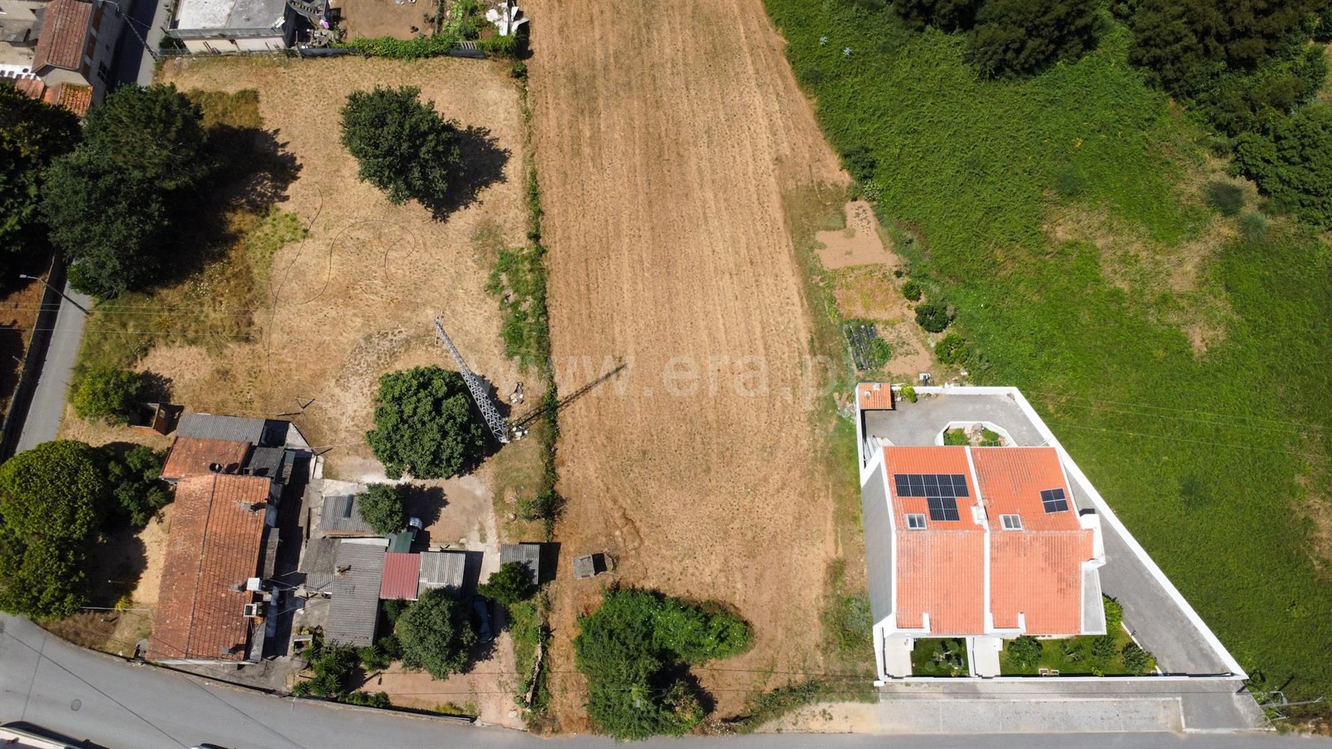 Land for sale in Vila Nova de Gaia, Portugal — €120,000