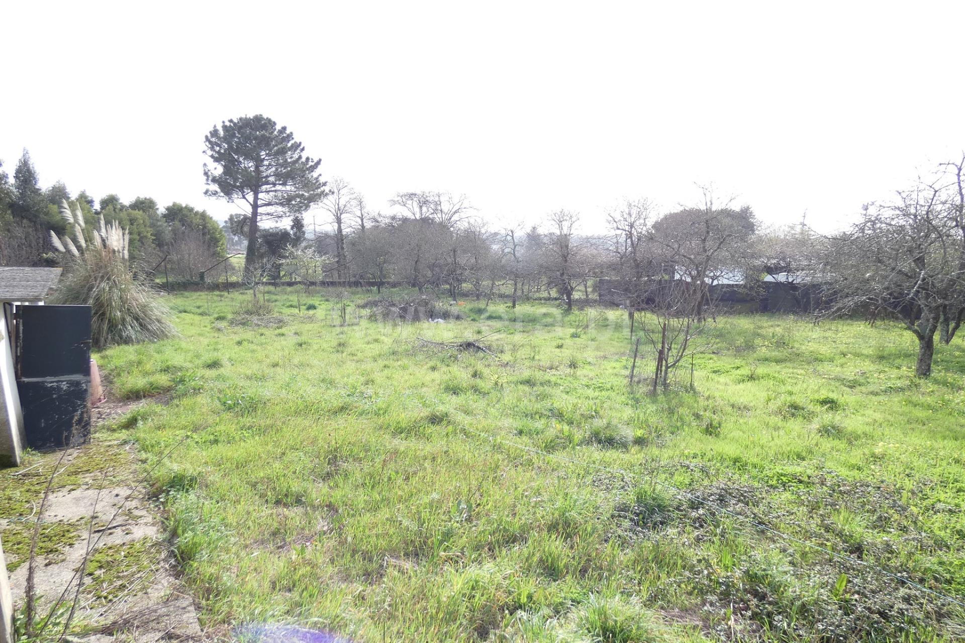 Land for sale in Vila Nova de Gaia, Portugal — €107,000