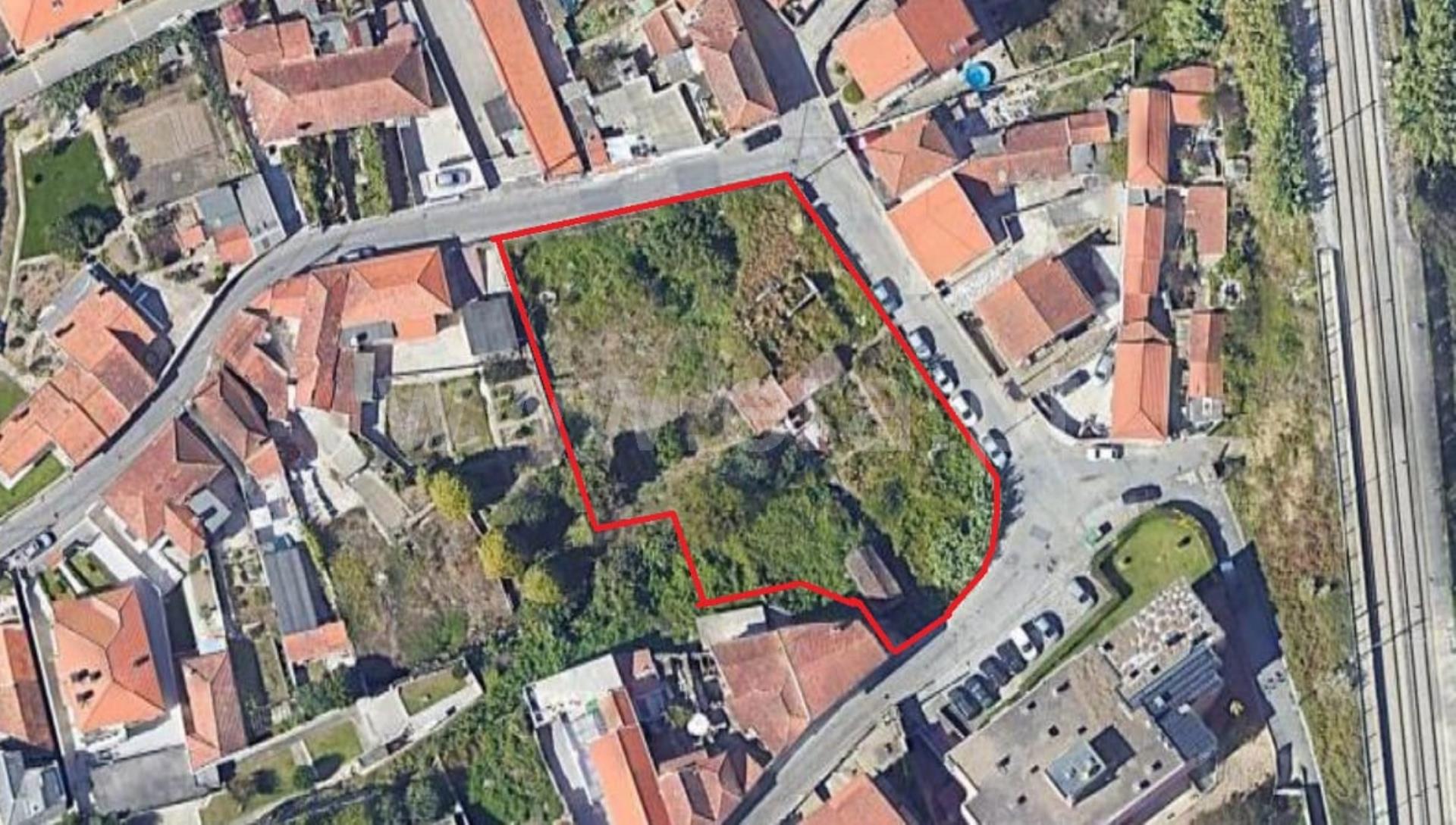 Land for sale in Vila Nova de Gaia, Portugal — €215,000