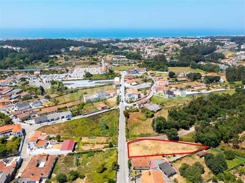 Terreno Urbano / Vila Nova de Gaia, São Félix da Marinha - Vila Nova de Gaia