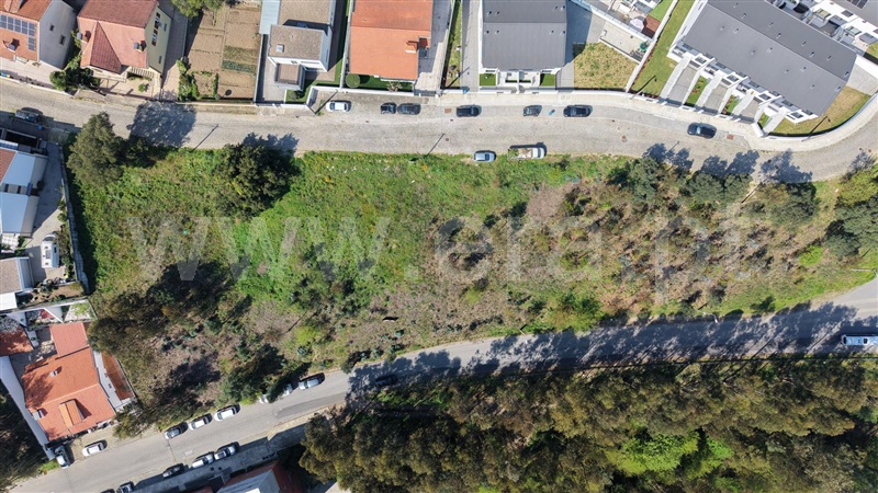 Terreno / Valongo, Campo e Sobrado