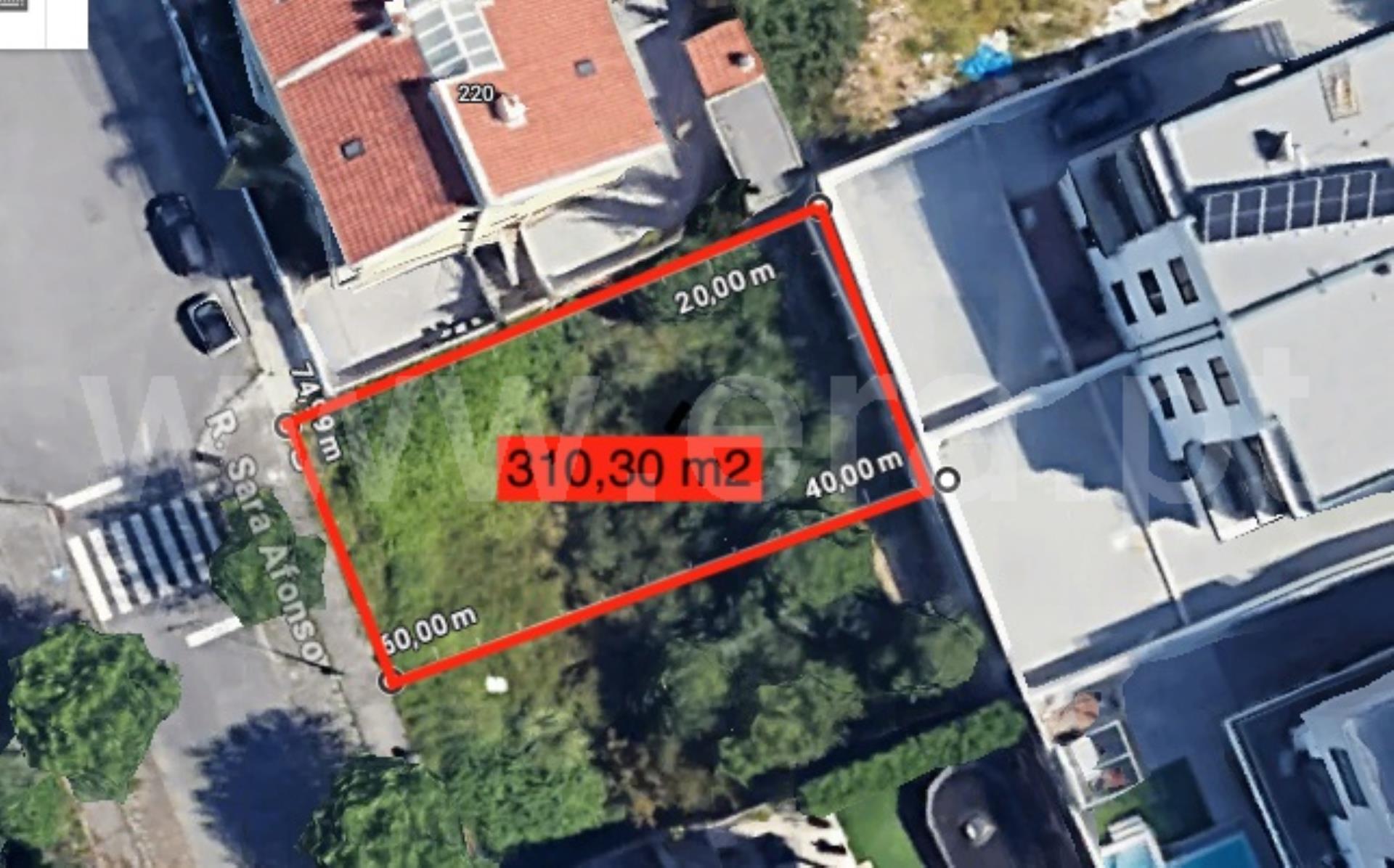 Land for sale in Valongo, Portugal — €69,500