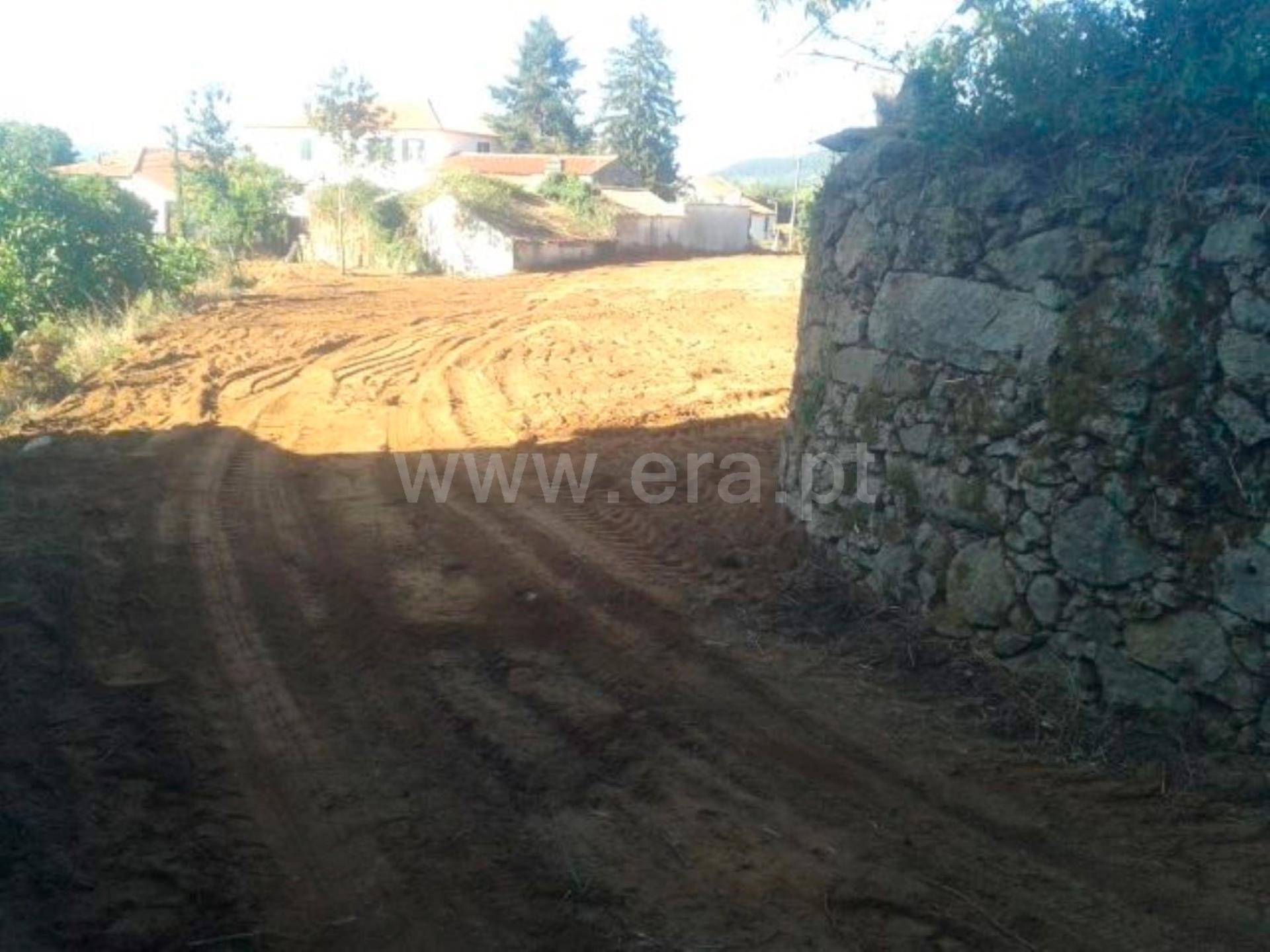 Land for sale in Vila Nova de Cerveira, Portugal — €90,000