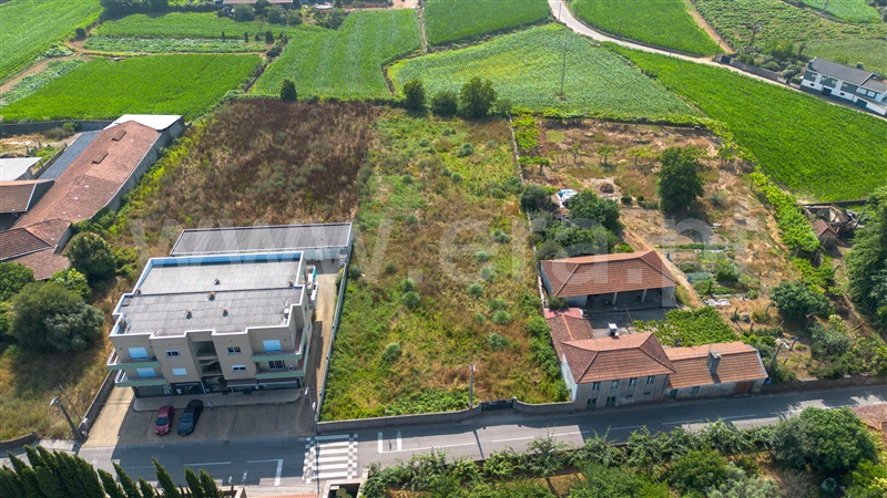 Terreno / Vila Nova de Famalicão, Fradelos