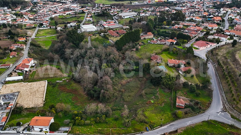 Terreno / Vila Nova de Famalicão, Oliveira (São Mateus)