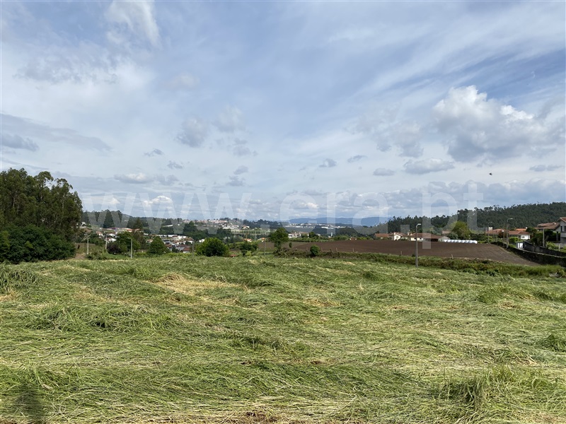 Terreno / Vila Nova de Famalicão, Vilarinho das Cambas