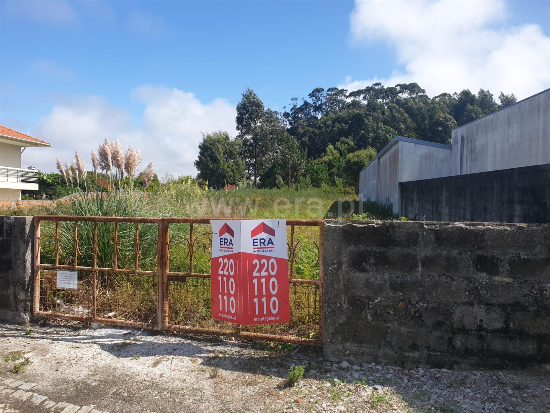 Land for sale in Vila Nova de Gaia, Portugal — €165,000