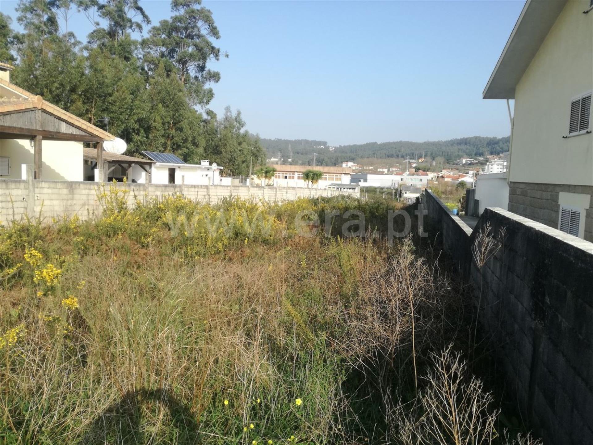 Land for sale in Vila Nova de Gaia, Portugal — €110,000