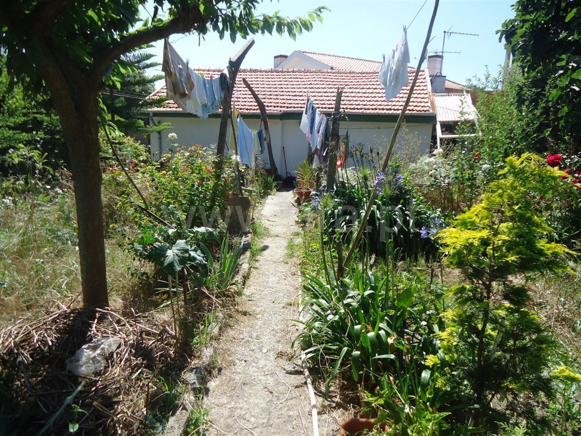 Land for sale in Vila Nova de Gaia, Portugal — €145,000