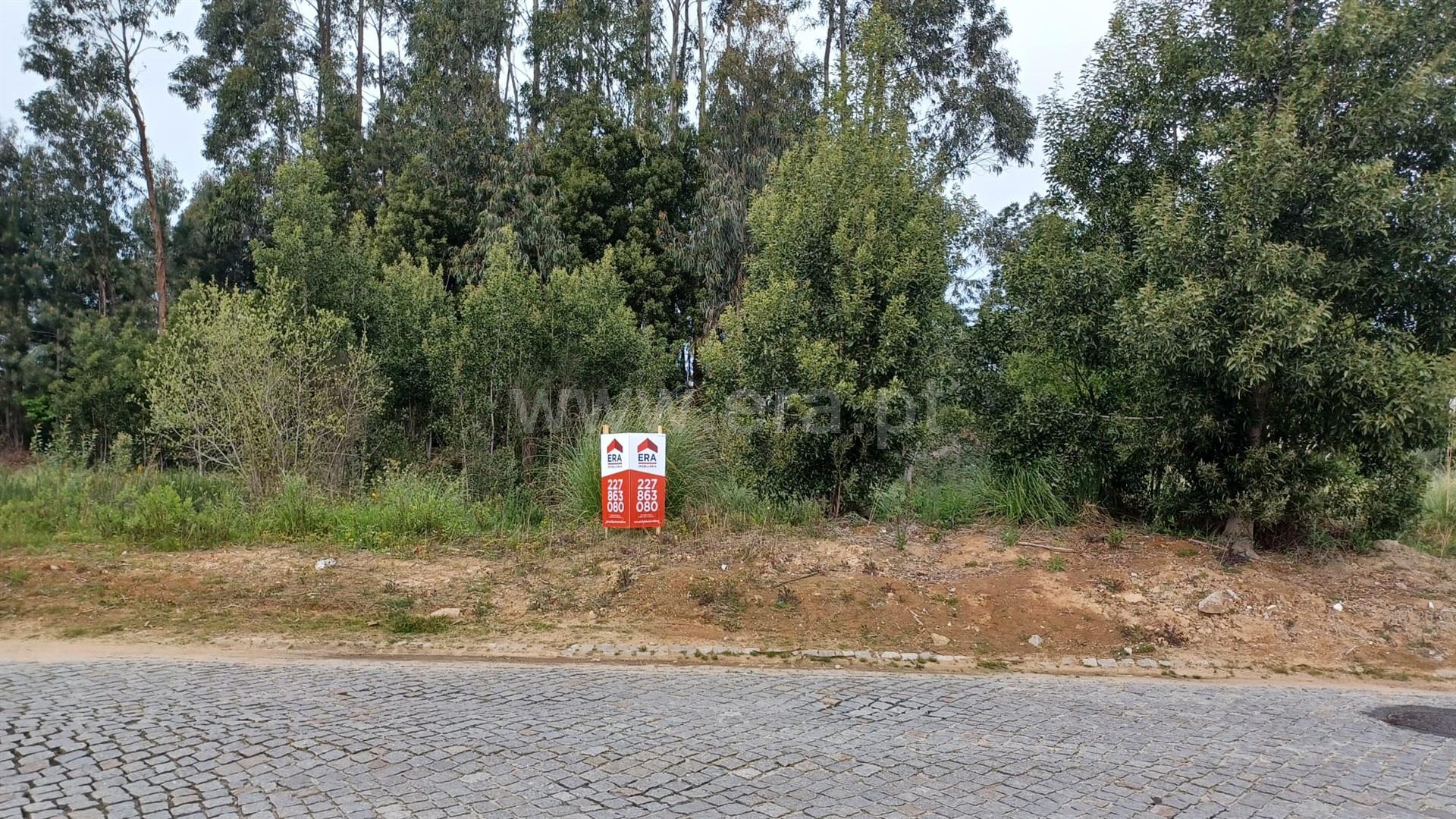 Land for sale in Vila Nova de Gaia, Portugal — €120,000