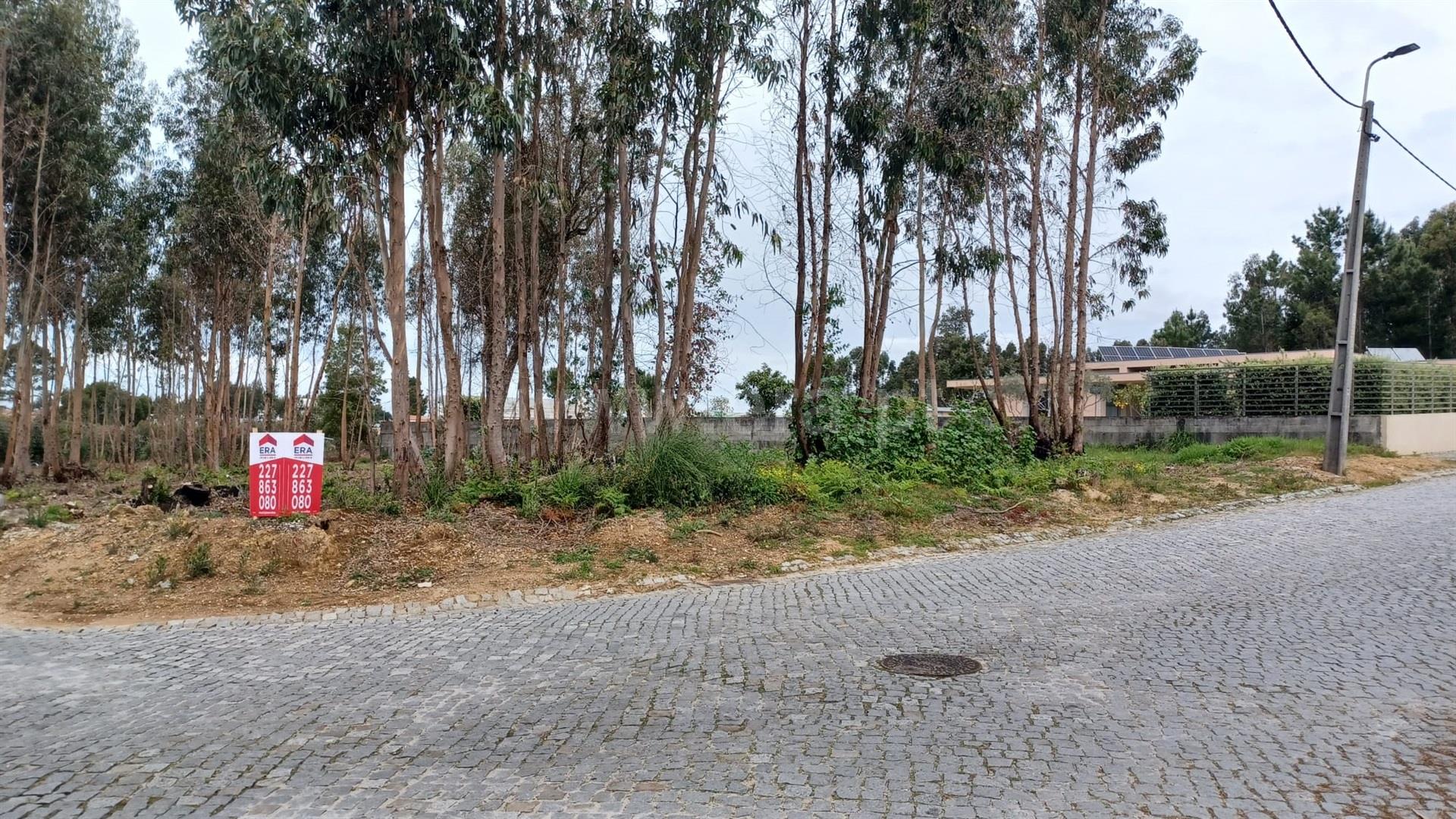 Land for sale in Vila Nova de Gaia, Portugal — €130,000