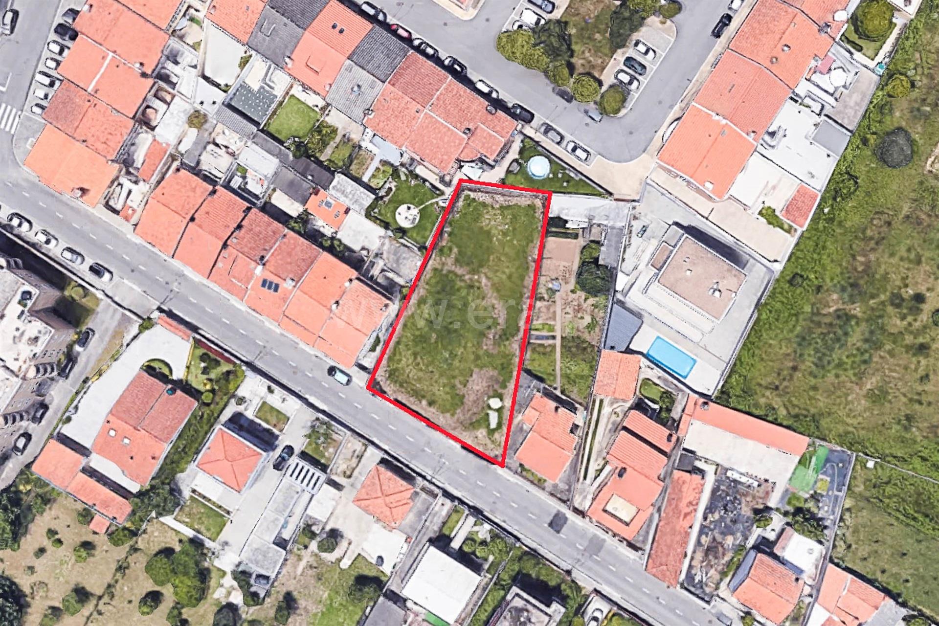 Land for sale in Vila Nova de Gaia, Portugal — €220,000