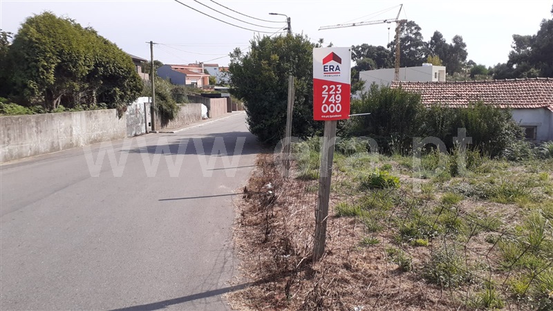 Terreno / Vila Nova de Gaia, Gulpilhares e Valadares - View 2