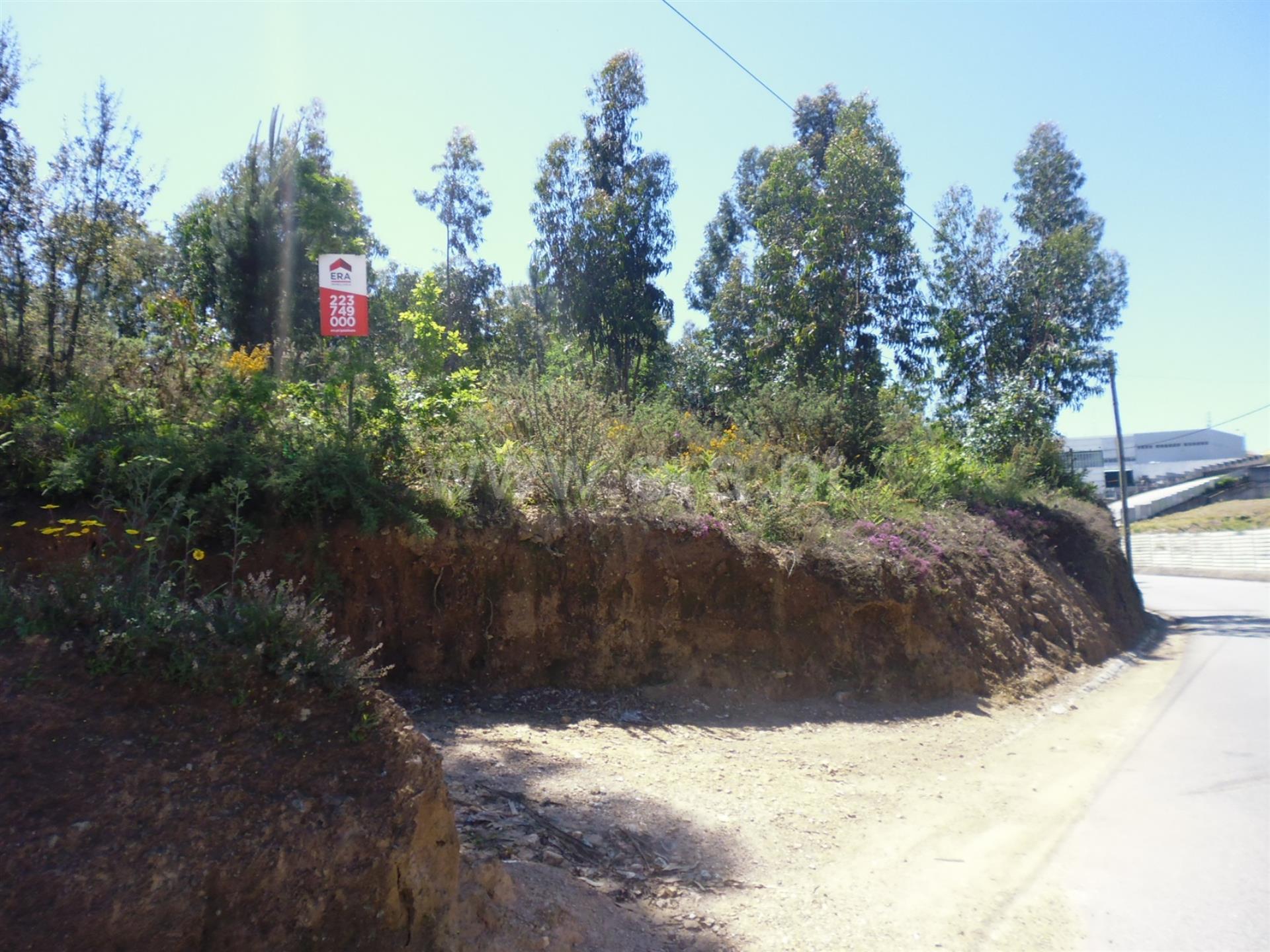 Land for sale in Vila Nova de Gaia, Portugal — €1,000,000