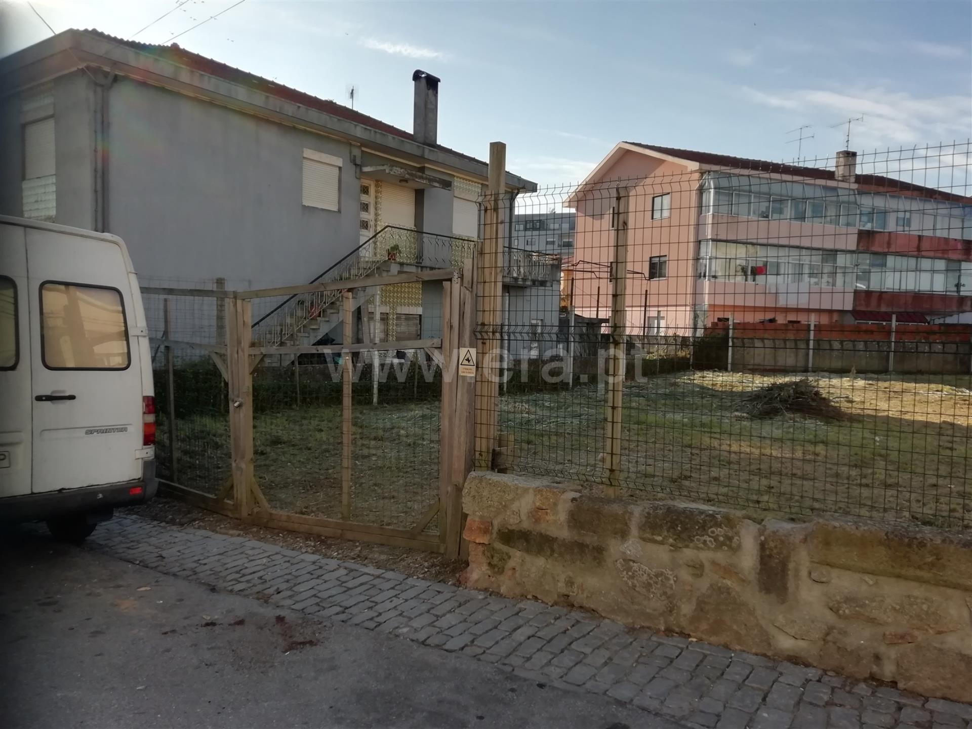 Land for sale in Vila Nova de Gaia, Portugal — €150,000
