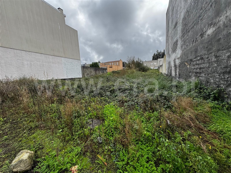 Terreno / Vila Nova de Gaia, Pedroso e Seixezelo