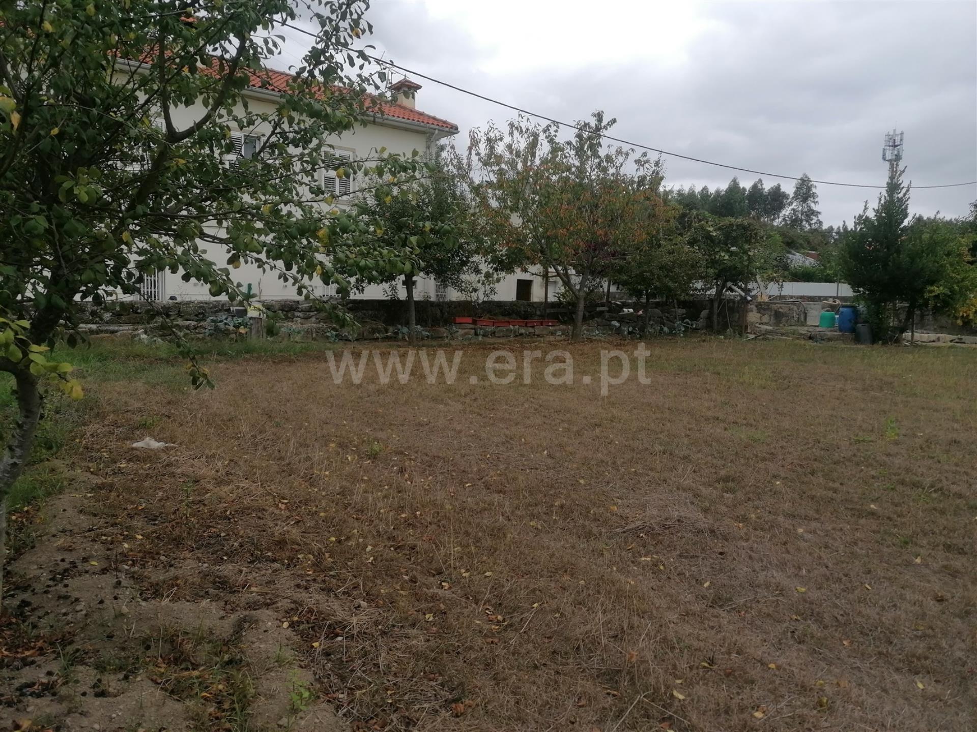 Land for sale in Vila Nova de Gaia, Portugal — €299,000