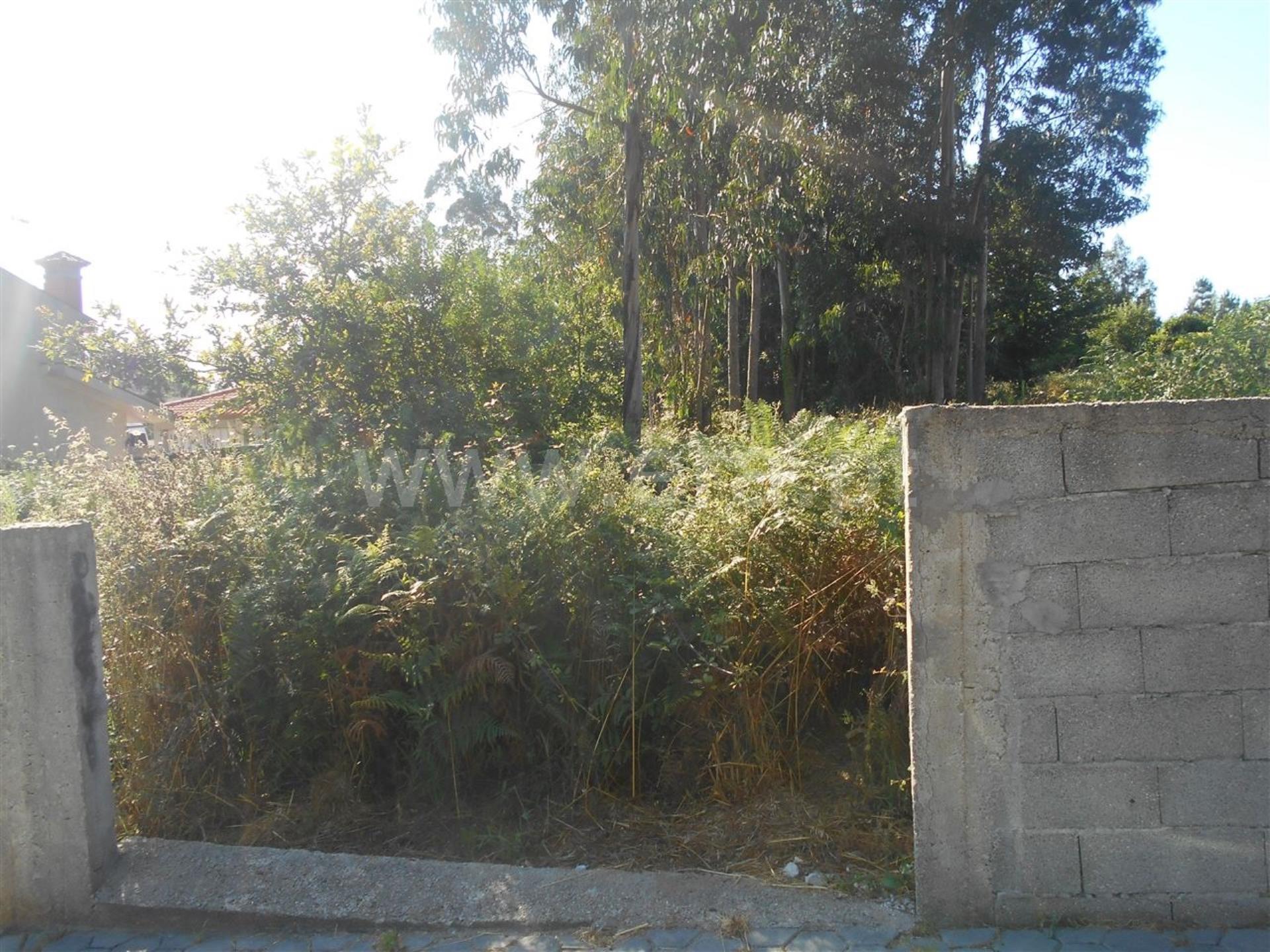 Land for sale in Vila Nova de Gaia, Portugal — €77,500