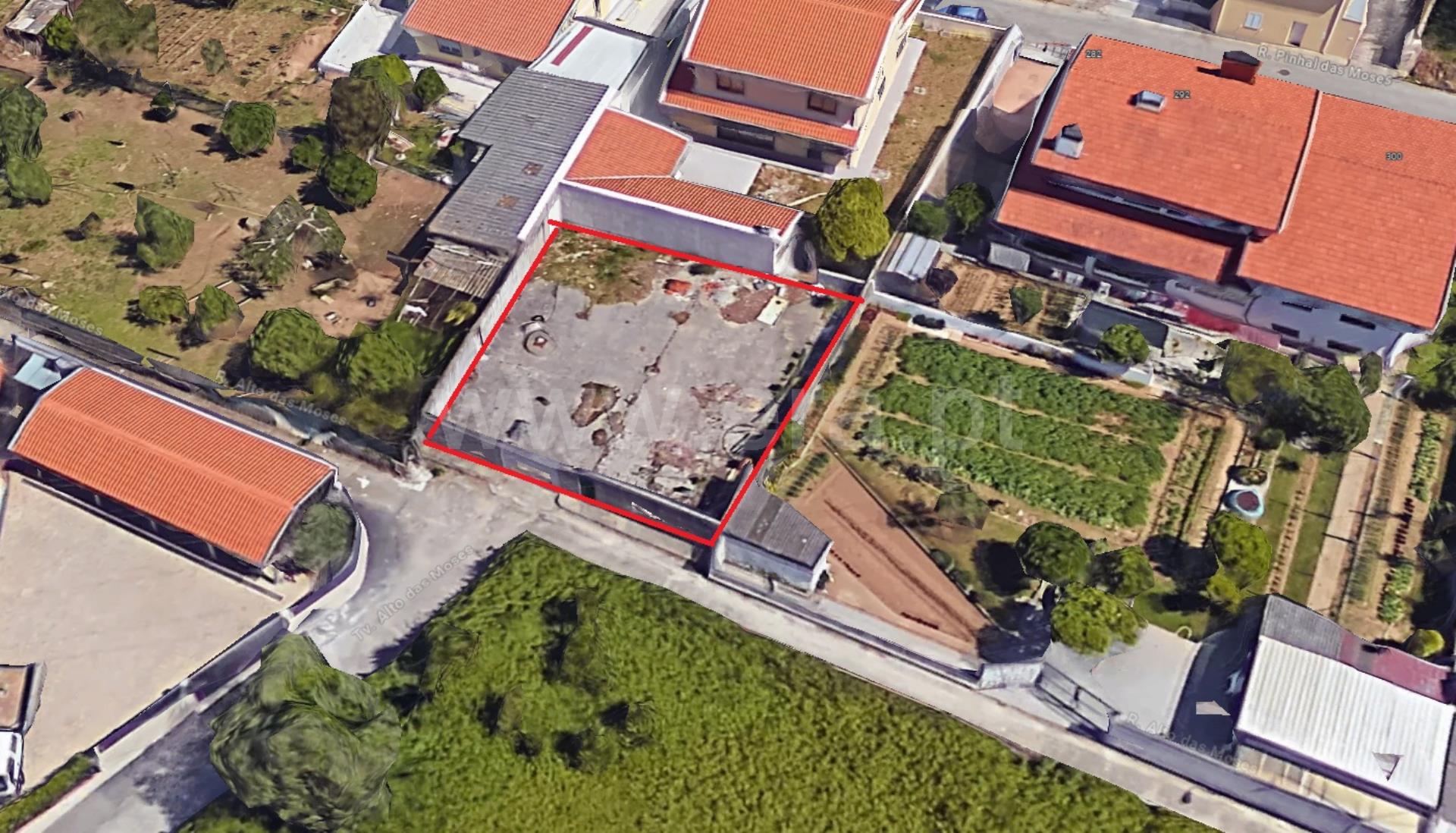 Land for sale in Vila Nova de Gaia, Portugal — €53,000