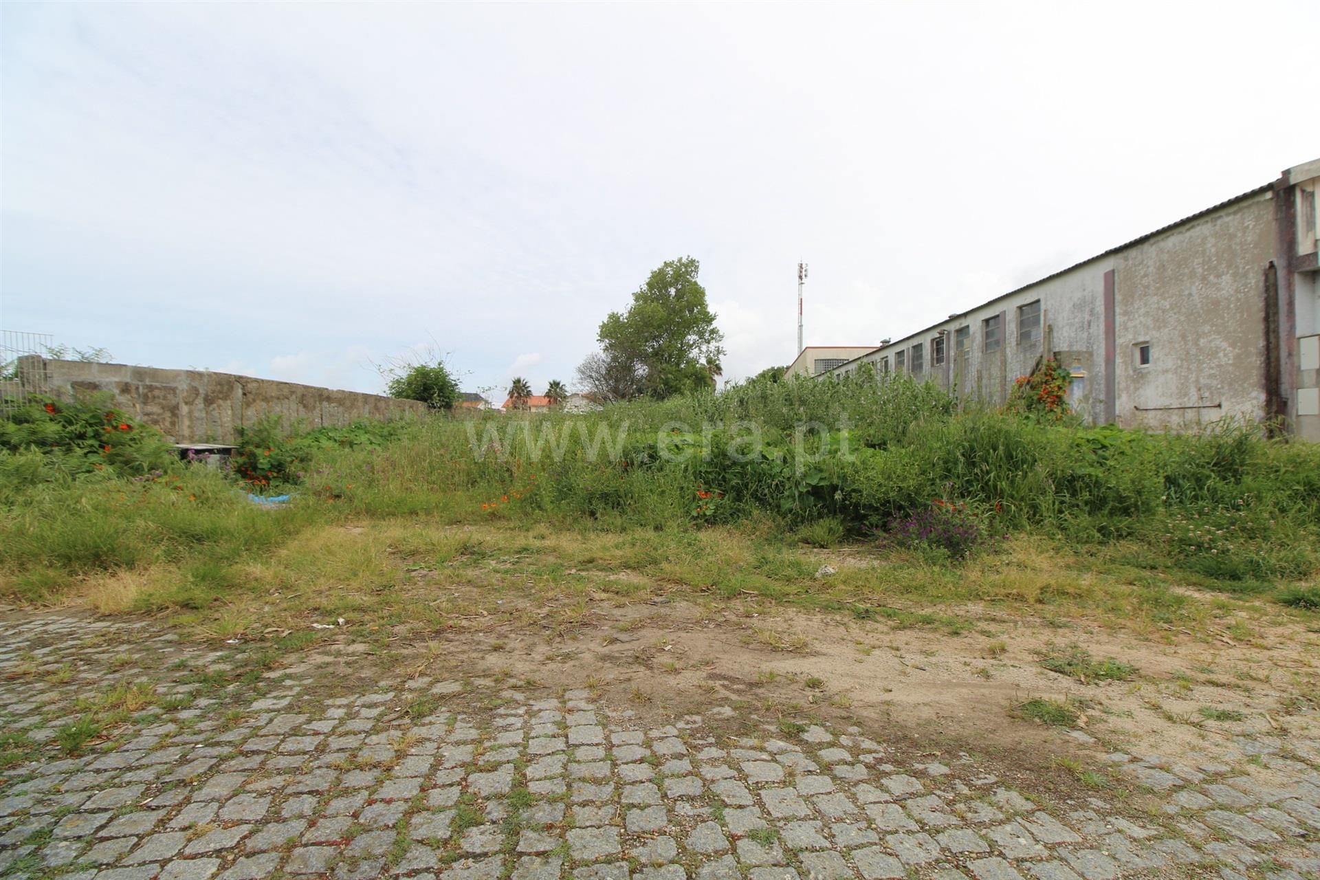 Land for sale in Vila Nova de Gaia, Portugal — €275,000