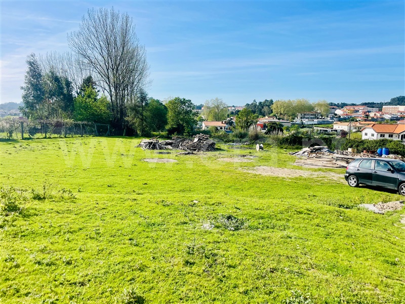 Terreno / Vila Nova de Gaia, Serzedo e Perosinho