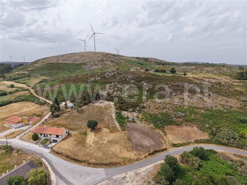 Terreno / Vila Nova de Paiva, Vila Cova à Coelheira