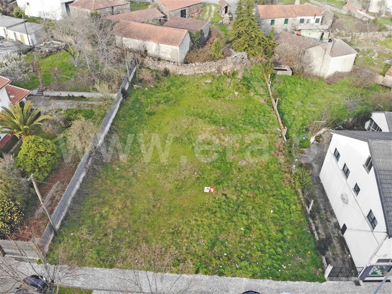 Terreno / Vila Nova de Paiva, Vila Nova de Paiva, Alhais e Fráguas