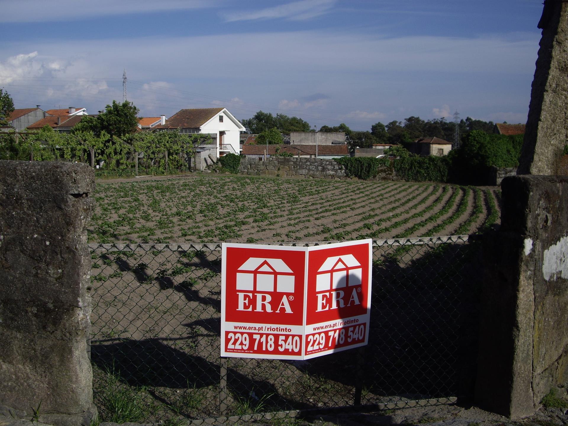 Land for sale in Gondomar, Portugal — €120,000